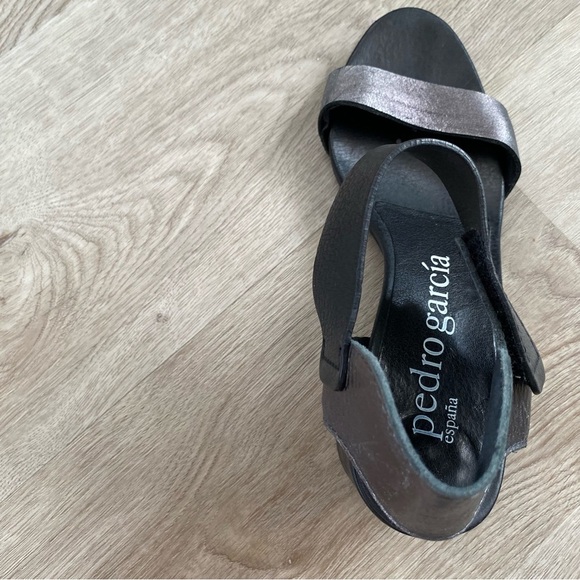 Pedro Garcia Colorblock Velcro Strap Block Heel RIGHT shoe only - Picture 1 of 12